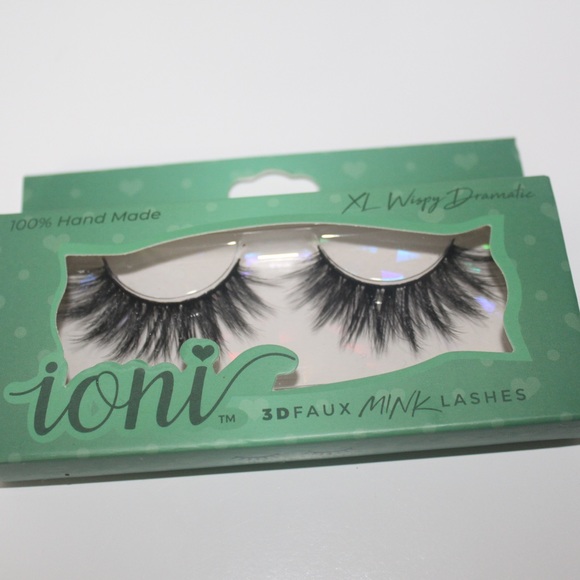 Ioni Lashes - Picture 1 of 1